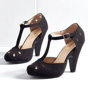 Modcloth The Zest Is History Black T Strap Heels 9